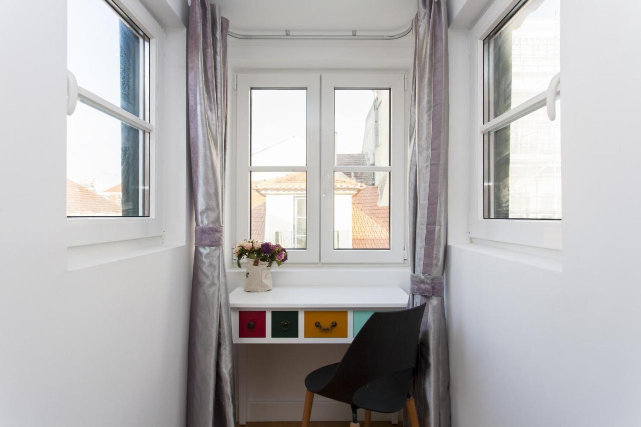 Santa Justa Suites By Homing Lisboa Exterior foto